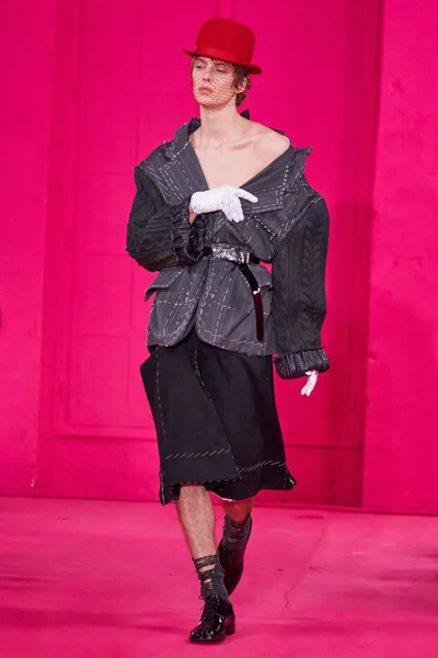 Look 44